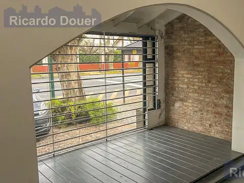 Av del Libertador  al 16900