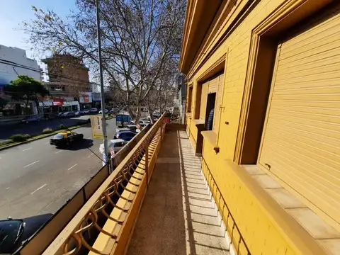 Avenida Juan Bautista Alberdi 5900
