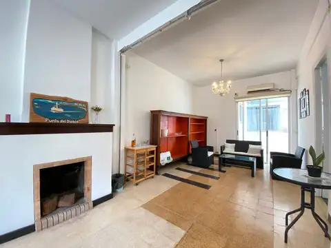 Casa cinco dormitorios venta en Pocitos con renta