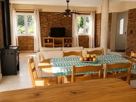 Casa en Venta con 1 cochera