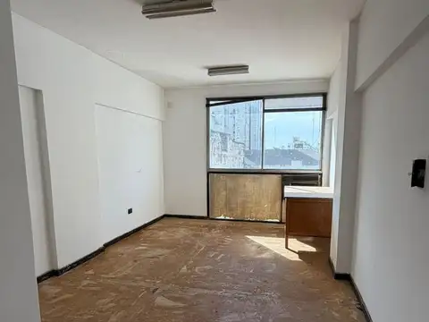 Oficina en Venta 40 años
