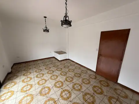 Departamento en Alquiler en Villa Santos Tesei, $ 950.000