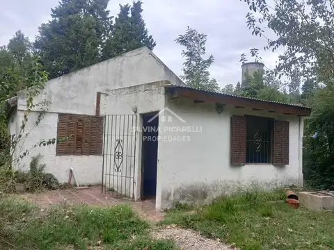VENTA CASA 4 HAMBIENTES, ACEPTA PERMUTA DEPTO,