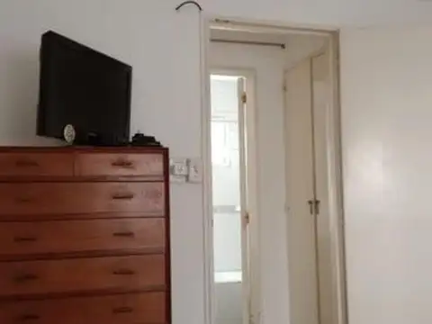 Teodoro García 2400, Piso 2°