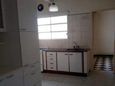 Departamento 4 ambientes con 1 baño