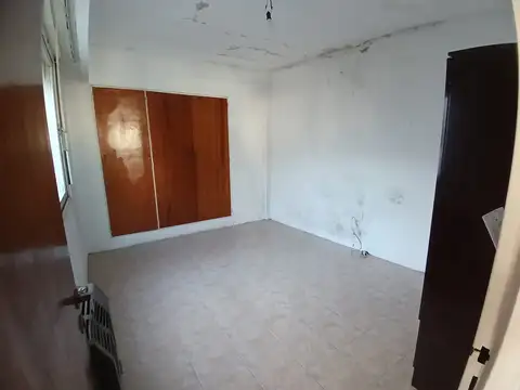 Venta dto 3 amb al frente, 9° último piso con balconazo cubierto-  y balcón descubierto, con parrilla  A mts Plaza Irlanda