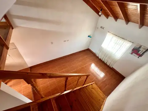 Depto Tipo Casa 2 ambientes con 1 baño