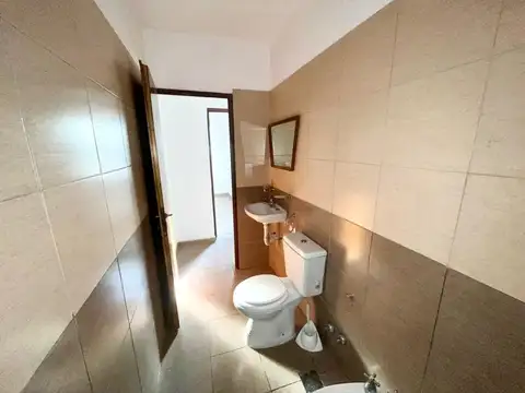 Depto Tipo Casa en Alquiler al Este