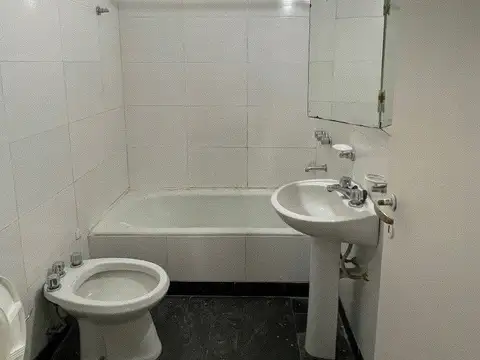 Depto Tipo Casa 2 ambientes con 1 baño