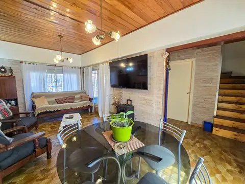 Dúplex 4 amb. con entrada para vehículo - Arana y Goiri y Saavedra