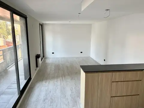 Monoambiente divisible a estrenar en Abasto