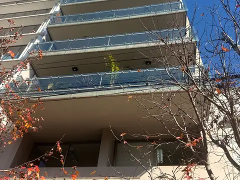Oficina en Nunez con Cochera y Seguridad 24hs. - Excelente estado lista para entrar