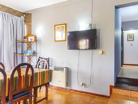 Casa 3 ambientes con 2 baños