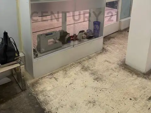 Local en Venta 66 años