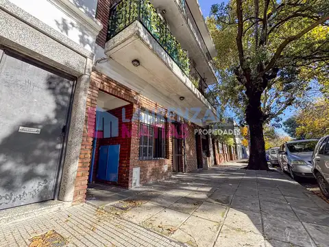 VENTA PH 2 AMBIENTES EN PARQUE CHAS