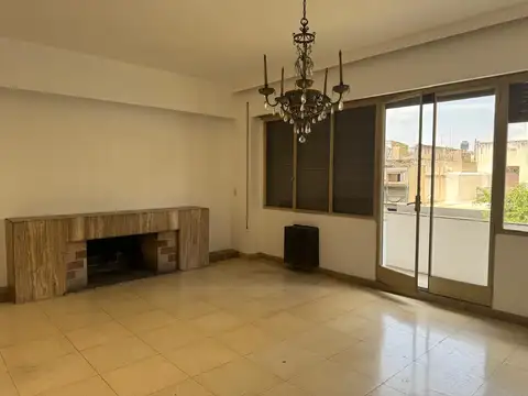 Departamento 6 ambientes con 3 baños