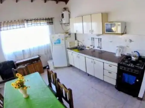 Departamento 4 ambientes con 2 baños