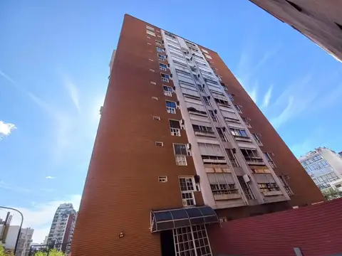 VENTA DEPARTAMENTO PISO 7- FLORES- EXCELENTE OPORTUNIDAD