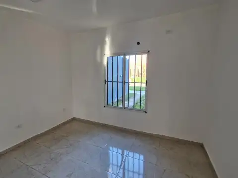 CASA EN VENTA  MODERNA EN ZONA NORTE