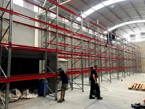 Depósito Galpón  en Venta ubicado en Quilmes Oeste, Quilmes, G.B.A. Zona Sur - SVN0234_LP584020_1