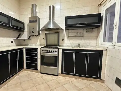 Depto Tipo Casa 3 ambientes con 2 baños