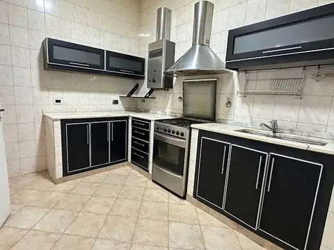 Depto Tipo Casa en Venta con 1 cocheras