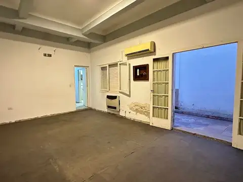 Depto Tipo Casa en Venta 60 años
