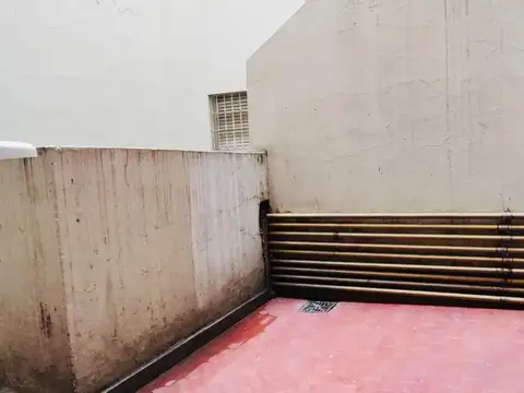 Alberdi 2d amplio Frente plaza Colón c/ patio