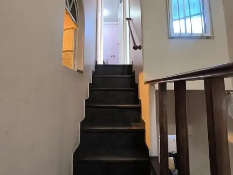 Depto Tipo Casa Monoambiente con 2 baños
