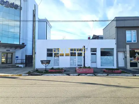 3 locales comerciales + Casa EN VENTA