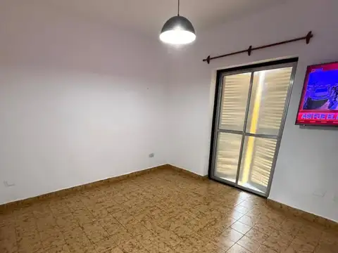Depto Tipo Casa en Alquiler de 3 ambientes