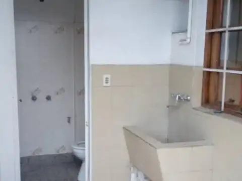 Departamento 5 ambientes con 2 baños