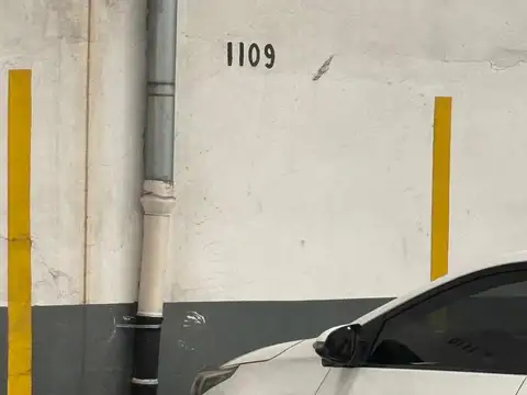 Venta Cochera Fija Cubierta. Zona Centro