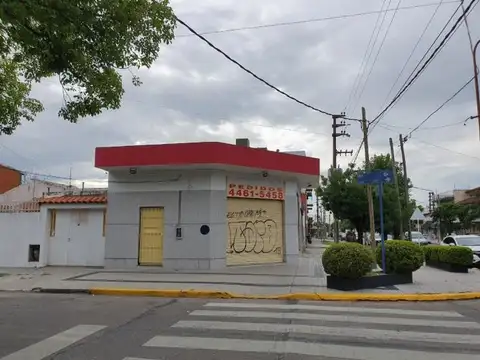 Local A LA  MUY BUENA UBICACION!