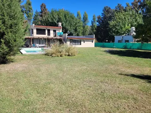 233 e/ 496 y 498