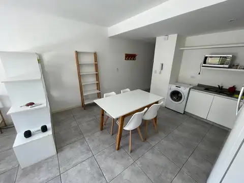 Monoambiente con balcón amoblado, Villa urquiza. galvan 3400