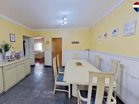 CASA PARQUE PILETA VENTA CASEROS Apto CREDITO