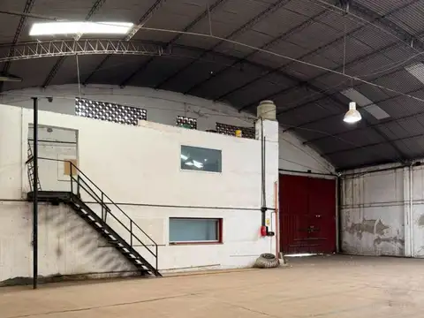 Galpon en Alquiler en San Vicente, $ 2.300.000