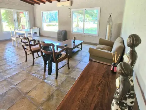Casa en Venta en Colonia Carolina, USD 140.000