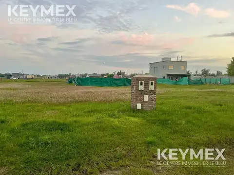 Lote interno en el barrio privado "Laguna Azul"