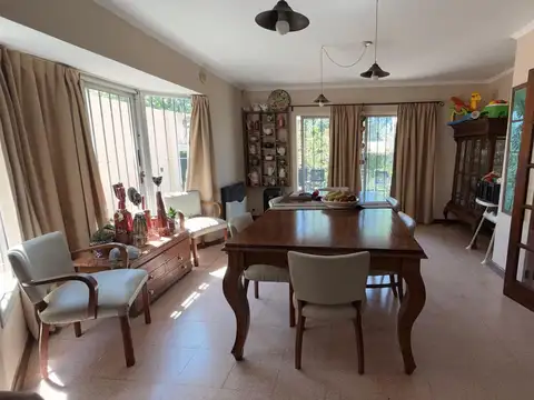 VENDO. Casa en Barrio Nebel. Concordia, ER.