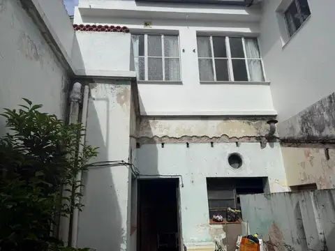 Depto Tipo Casa en Venta 60 años