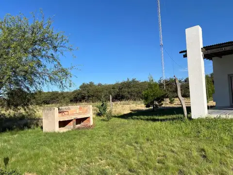J. Hernández 100