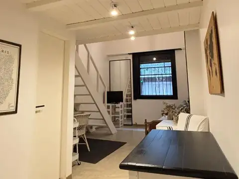Arenales 2200, Piso PB