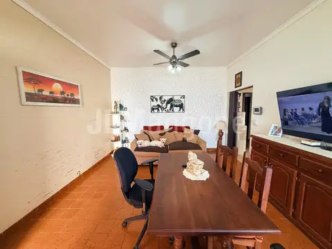 Depto Tipo Casa en Venta de 3 ambientes