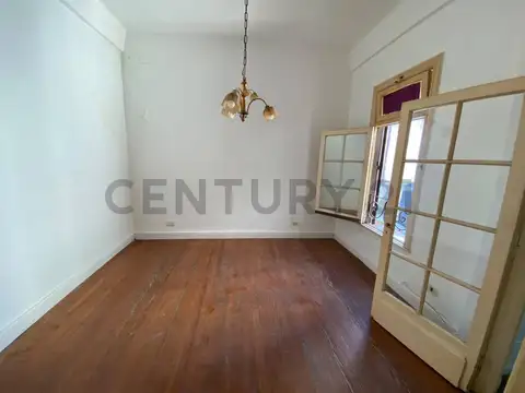 Venta departamento 4 ambientes con Baulera