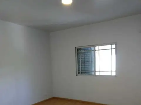 OPORTUNIDAD DUPLEX 3 AMBIENTES CON COCHERA SIN EXPENSAS