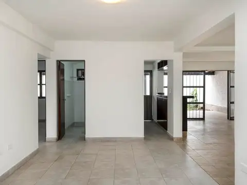 CASA VENTA/PERMUTA ZONA SUR B° LOS CASTAÑOS 4 DORM