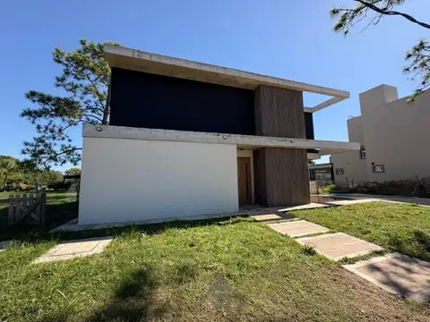 Casa en Venta en El Ensueño, USD 266.990