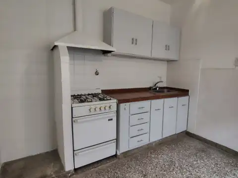 Depto Tipo Casa en Alquiler de 2 ambientes